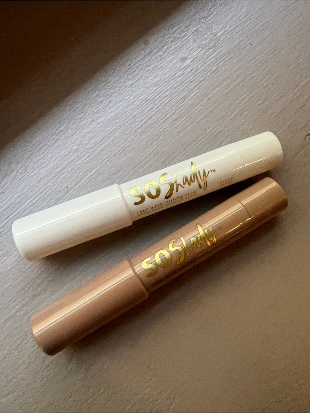 Belle Beauty So Shady Eyeshadow sticks by Kim Gravel NWT